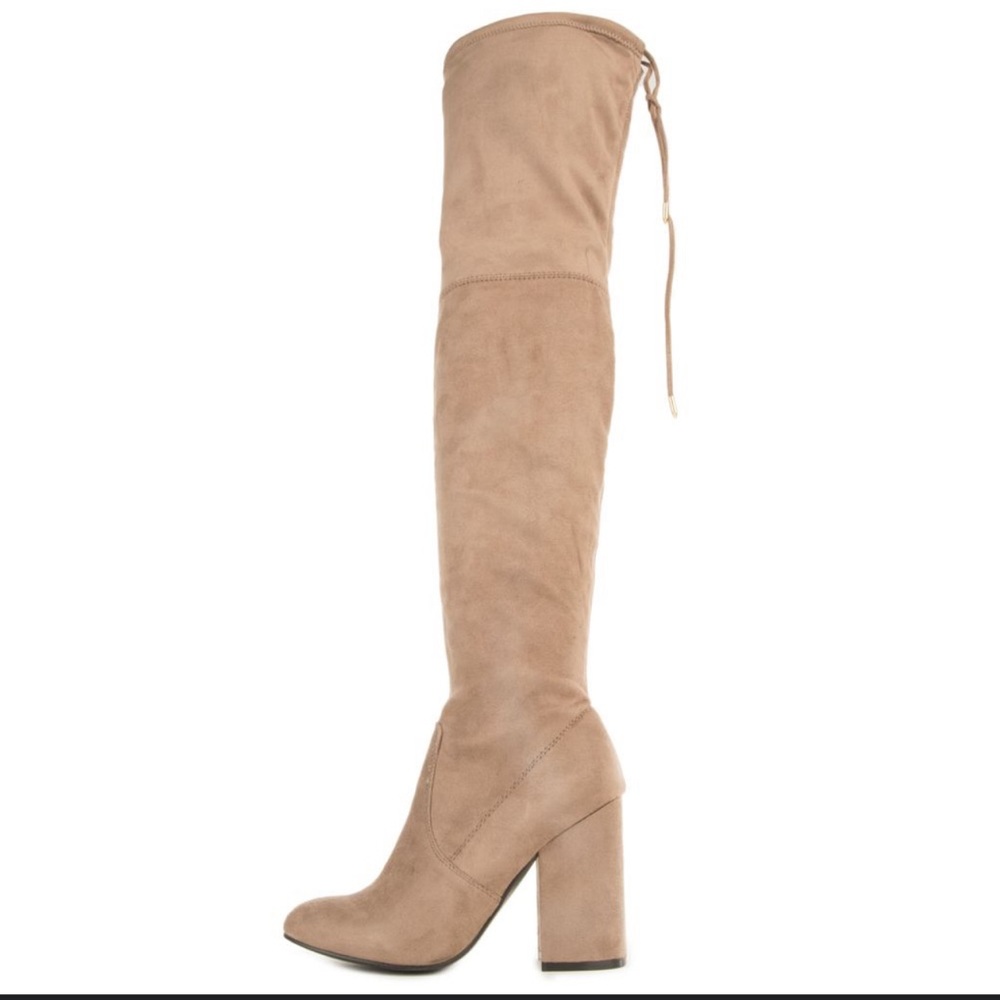 STEVE MADDEN NORRI THIGH HIGH HEELED BOOTS. Size 7